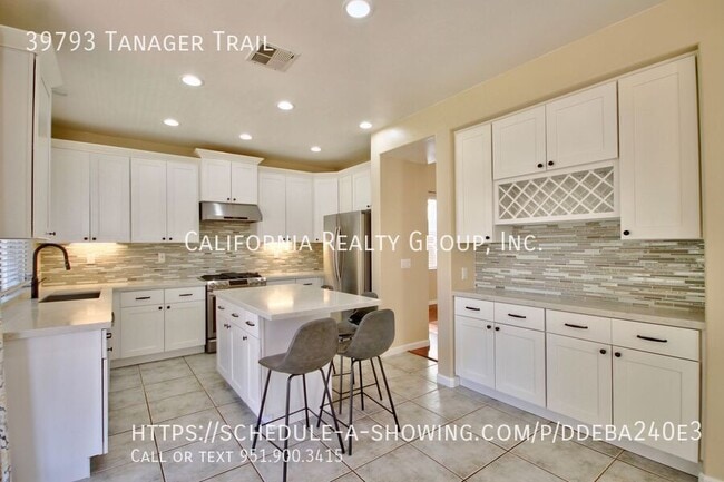 Building Photo - 39793 Tanager Trail