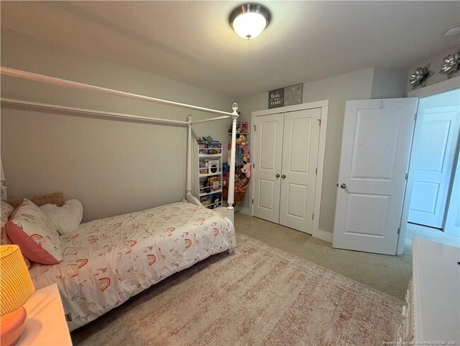 Building Photo - 68 Spruce Holw Cir