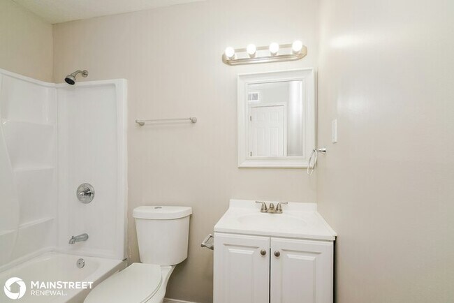 Building Photo - 122 OAKCREST CT, LOUISVILLE, KY 40229