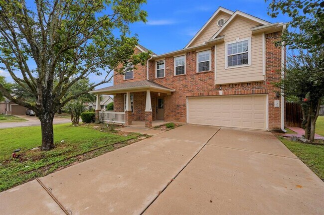 Building Photo - 1136 Beechwood Dr