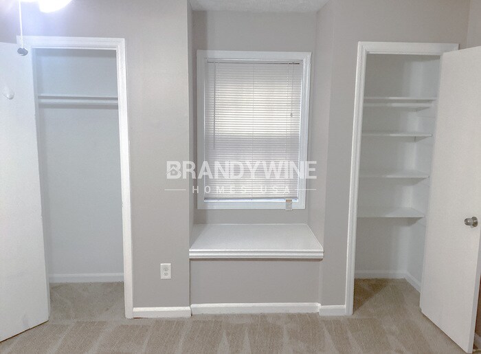 Building Photo - 7301 Fern Ct