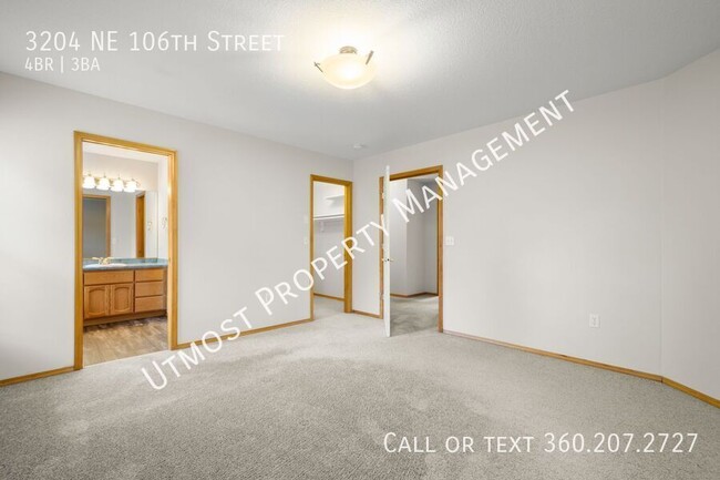 Building Photo - 3204 NE 106th St