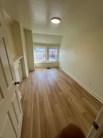 Building Photo - 3212 Dawson St