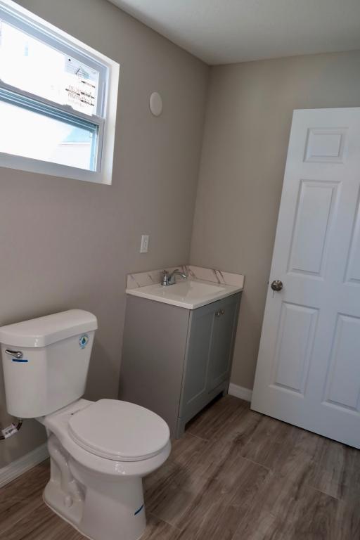 Building Photo - 410 Suwanee Dr