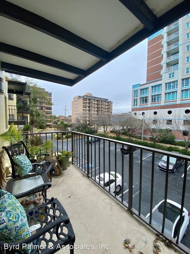 Building Photo - 2 br, 2 bath House - 7600 North Ocean Boul...