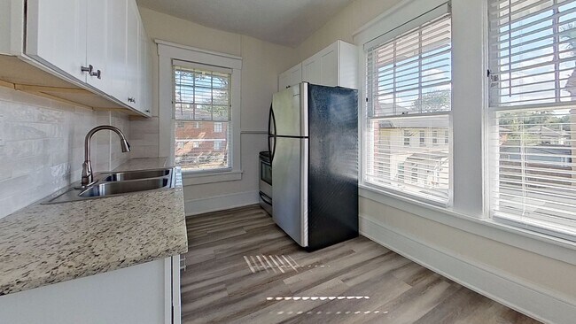 Building Photo - Copeland Street Duplexes