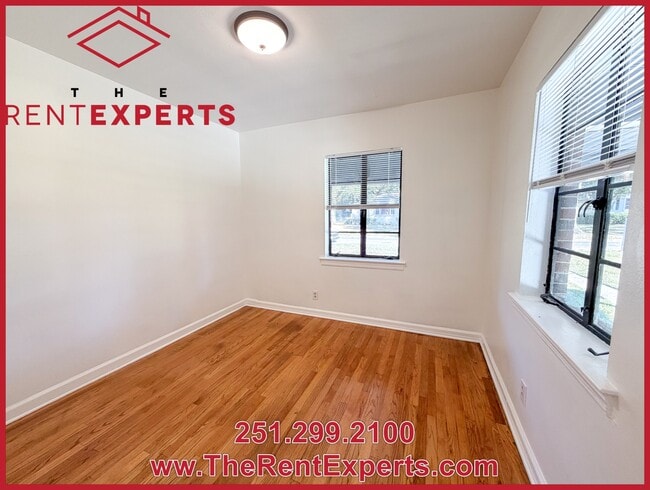 Building Photo - 2361 S Salvia St