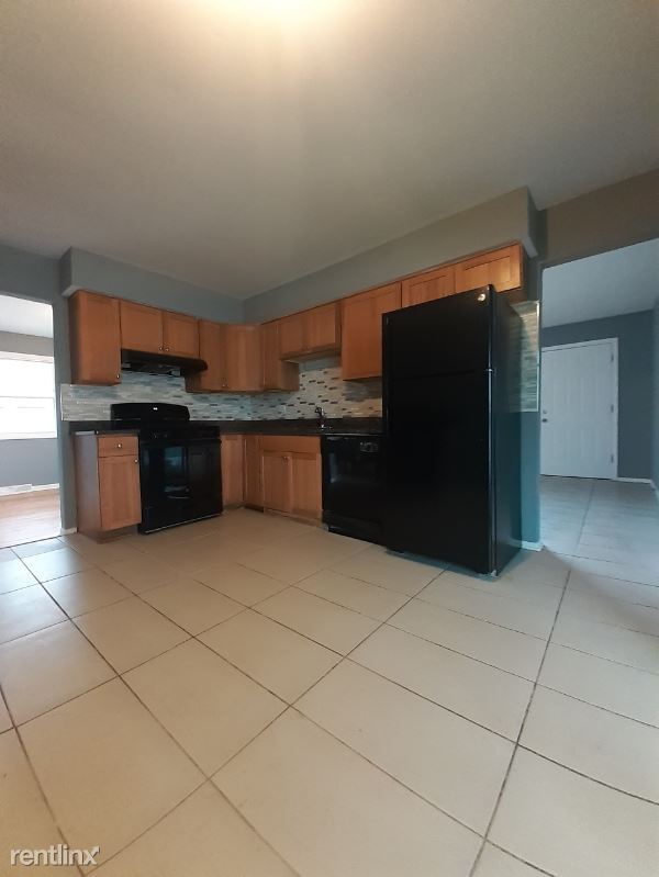 Building Photo - 4 br, 2 bath House - 17149 Coventry Ln