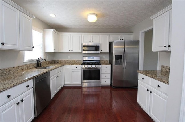 Building Photo - 201 Garrison Dr