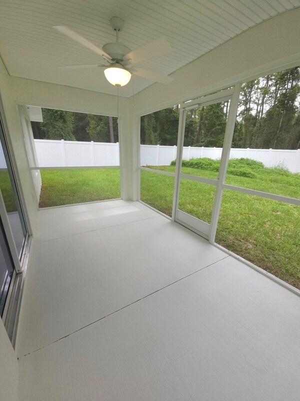 Building Photo - 387 E Caldwell Dr