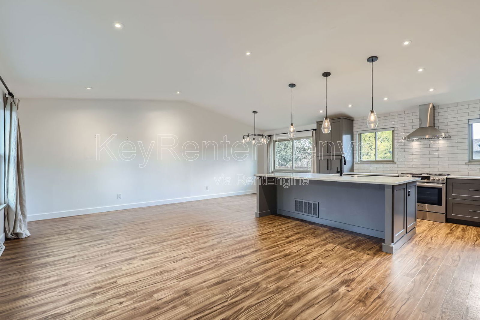 Building Photo - 5802 Queen St