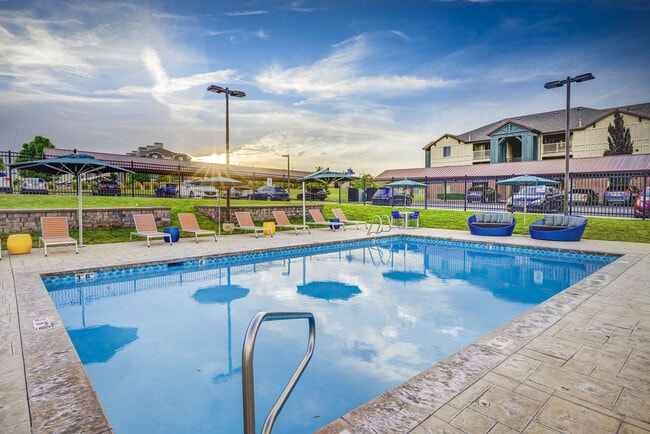 The Emerson apartments — community photo - The Emerson