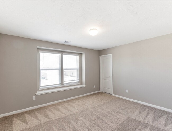 Building Photo - 5712 Bluebonnet Ln