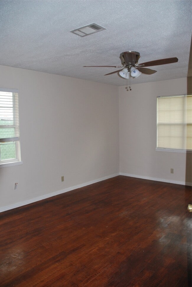 Building Photo - 3306 Elmridge St