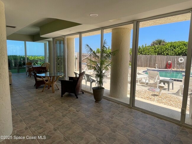 Building Photo - 2225 Jimmy Buffett Mem Hwy