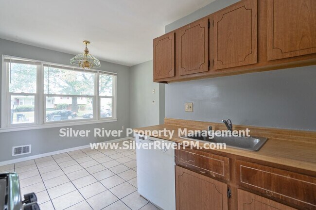 Building Photo - 8919 Walkerton Drive
