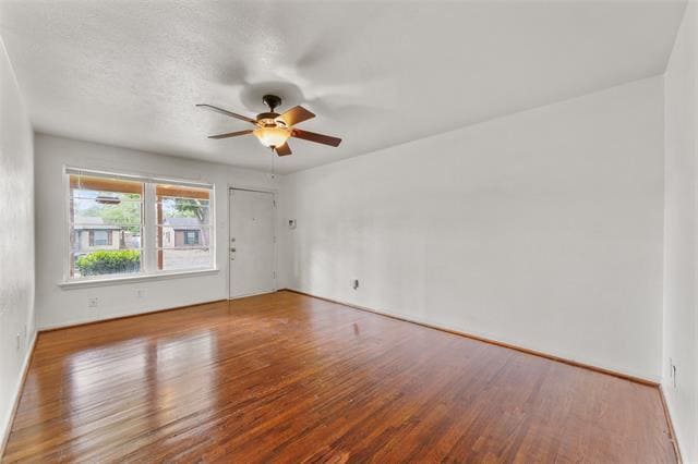 Building Photo - 3123 San Lucas Ave