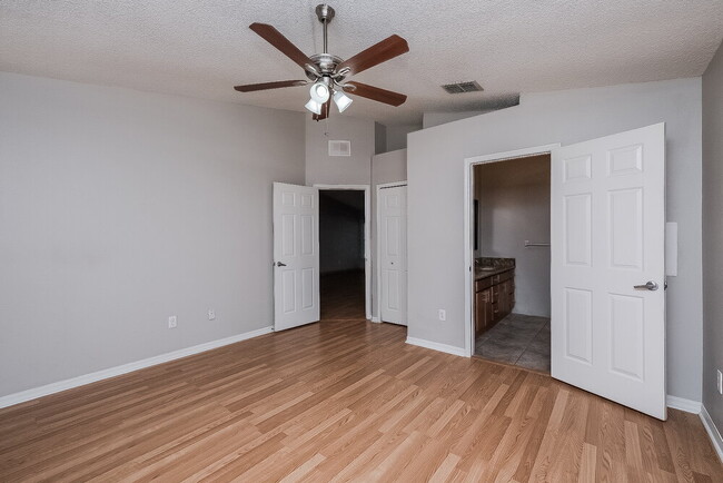 Building Photo - 1808 Rudder Dr