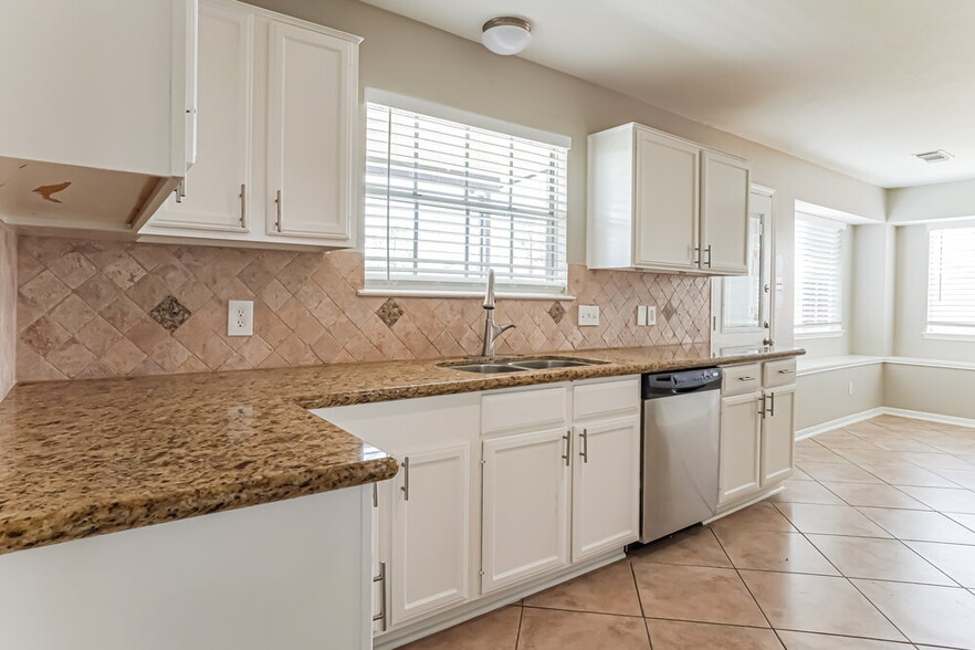 Building Photo - 22903 Powell House Ln