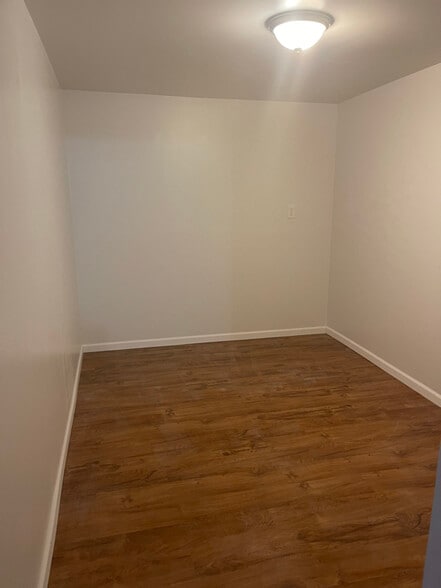 Building Photo - 2312 N Nagle Ave