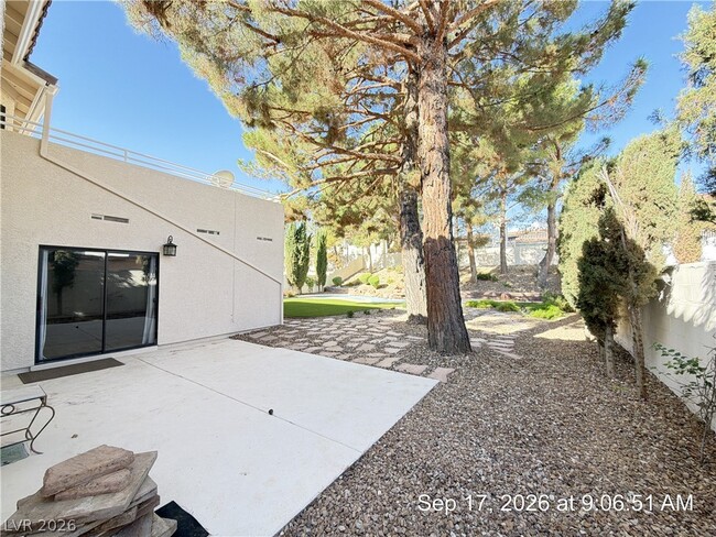 Building Photo - 2817 Crystal Cove Dr
