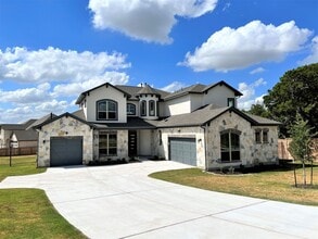 Building Photo - Georgeous 5-Bedroom in the Three Points Community