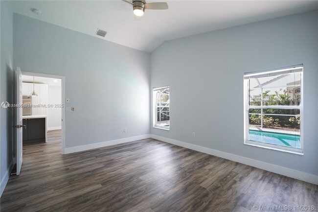 Building Photo - 1132 NW 143rd Ave