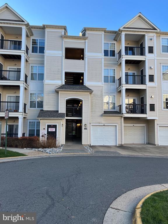 Building Photo - 11329 Aristotle Dr