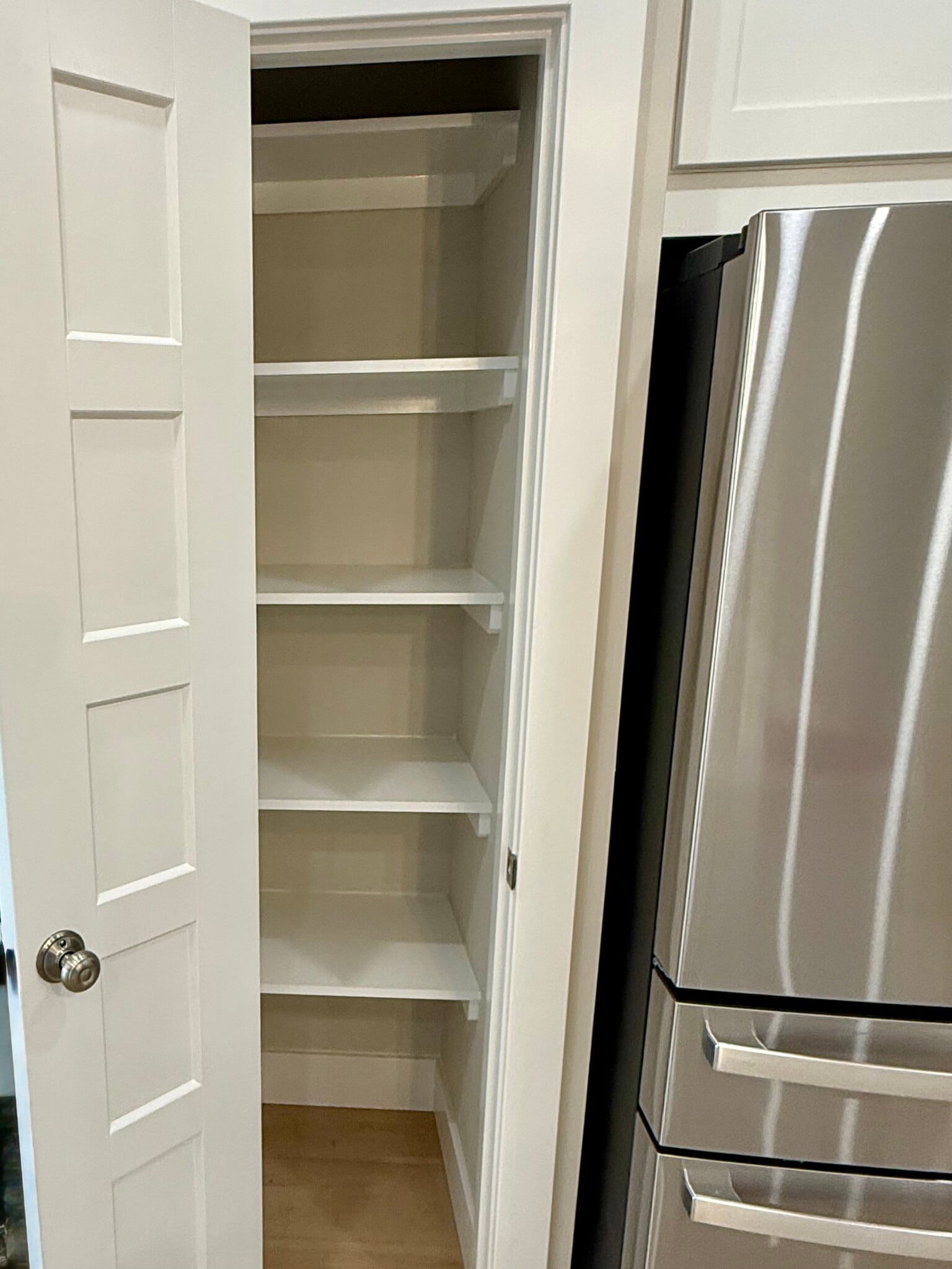 Building Photo - 906 Main St