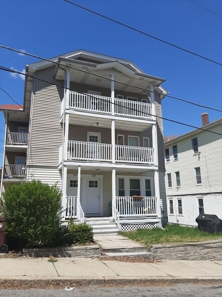 Building Photo - 311 Ward St