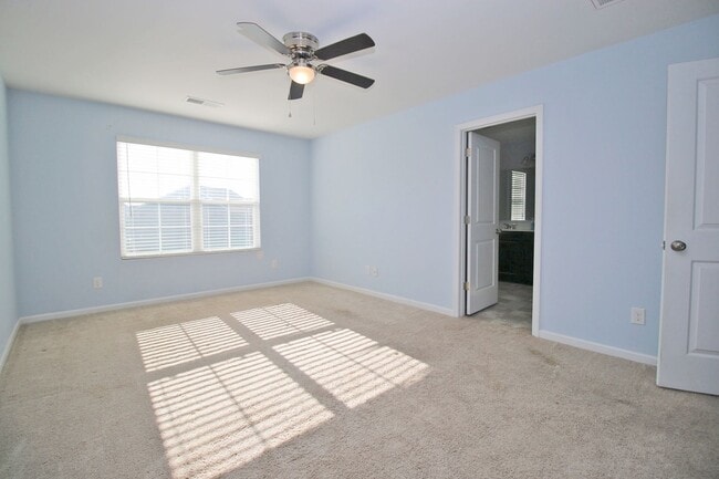 Building Photo - Craftsman Style 3BR 2.5BA for rent!