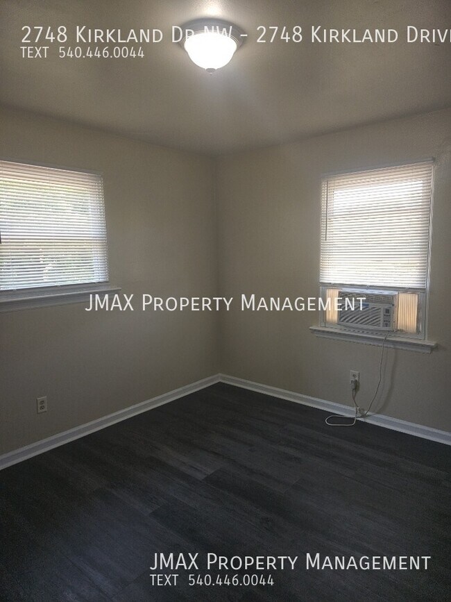 Building Photo - 2748 Kirkland Dr NW
