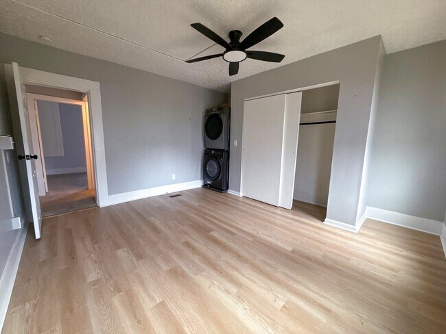 Building Photo - New Rehabbed 3BR Home Near German Village with Spacious Fenced In Yard