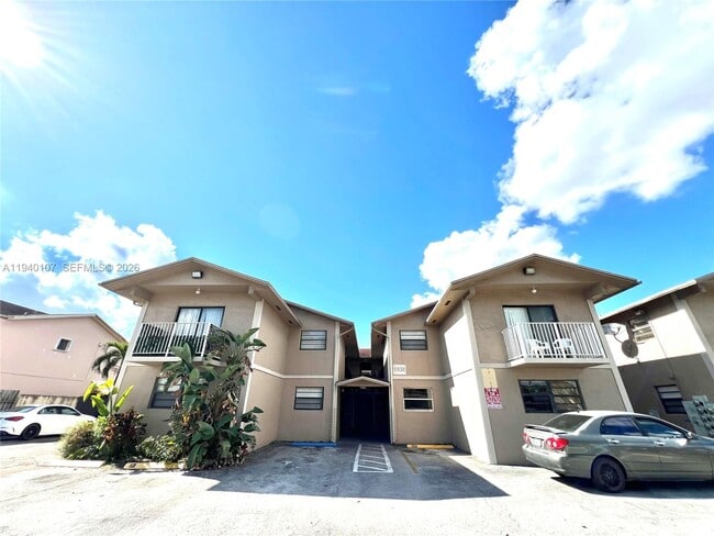 Building Photo - 5930 W 25th Ct