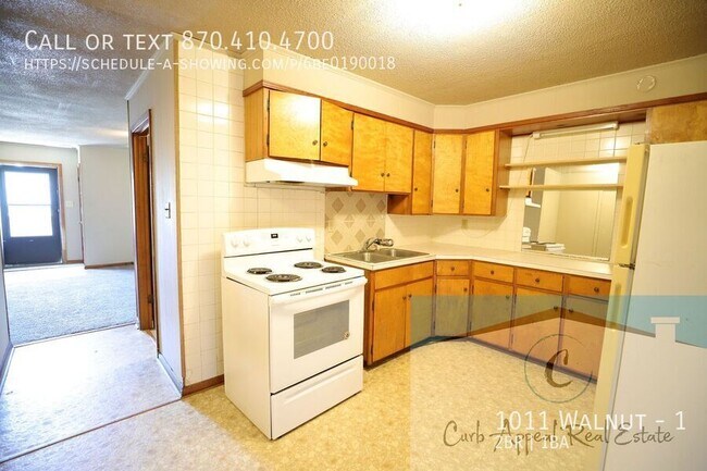 Building Photo - 1011 Walnut-1
