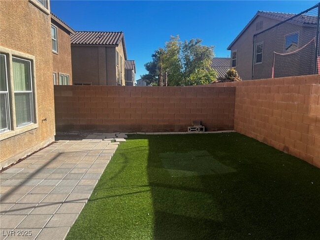 Building Photo - 6593 Pacific Screech Pl