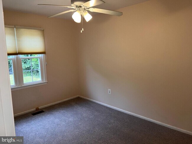 Building Photo - 24 Marwood Ct