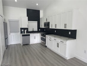 Building Photo - 7296 Pebble Beach Rd