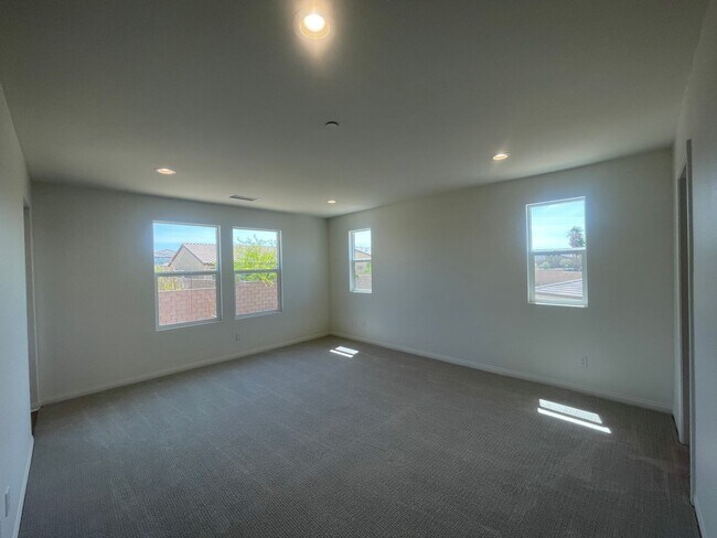 Building Photo - Victorville New Construction 5 bedroom!