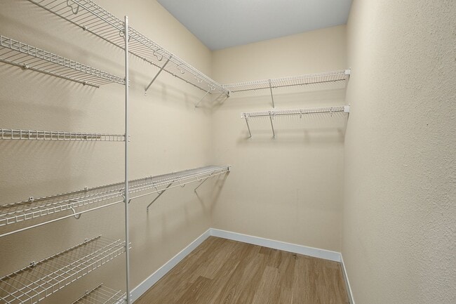 Building Photo - 105 E Ensey St