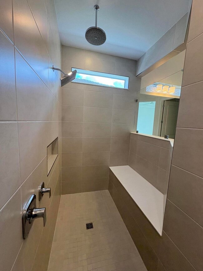 Building Photo - 10514 Northbrook Cir