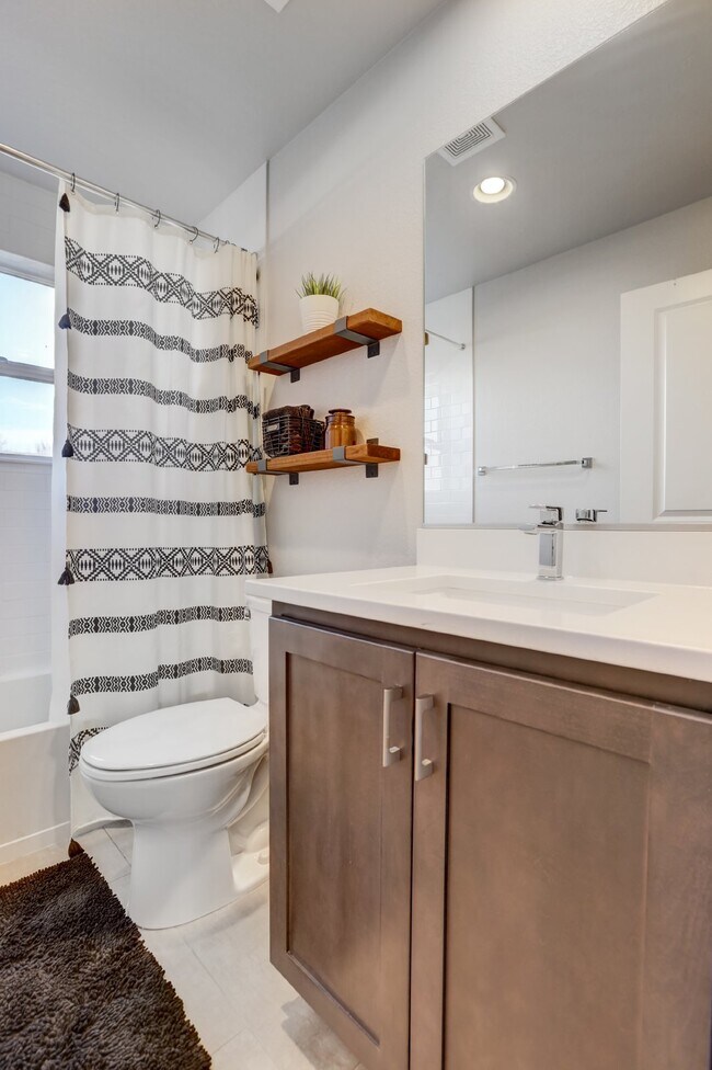 Building Photo - $4,145.95 - 3 Bed, 2.5 Bath Townhome In Denver with Central AC and Outdoor Space!