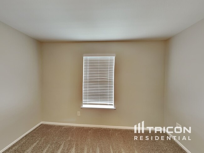 Building Photo - 1114 Alicia Ln