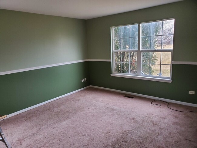 Building Photo - 1322 N Red Oak Cir