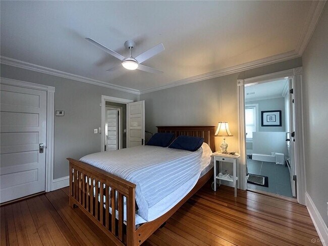 Building Photo - 9 Sylvan St
