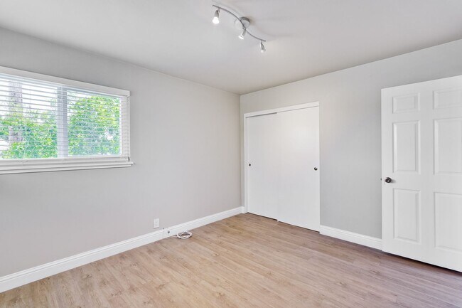 Building Photo - FOR RENT – Beautifully Updated 4 Bed / 3 Bath Home in Prime Santa Clara Location (NVIDIA)