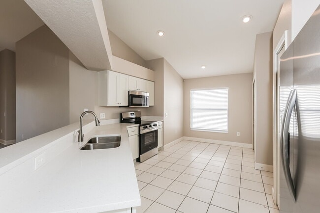 Building Photo - 9031 Egret Cove Cir