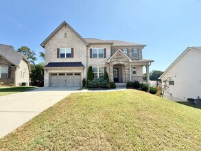 Building Photo - 516 Vivian Lee Ln