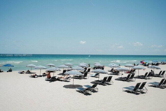 Building Photo - 3725 S Ocean Dr