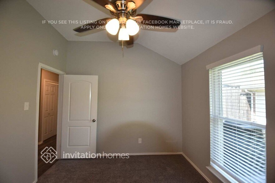 Building Photo - 1517 Autumn Breeze Ln